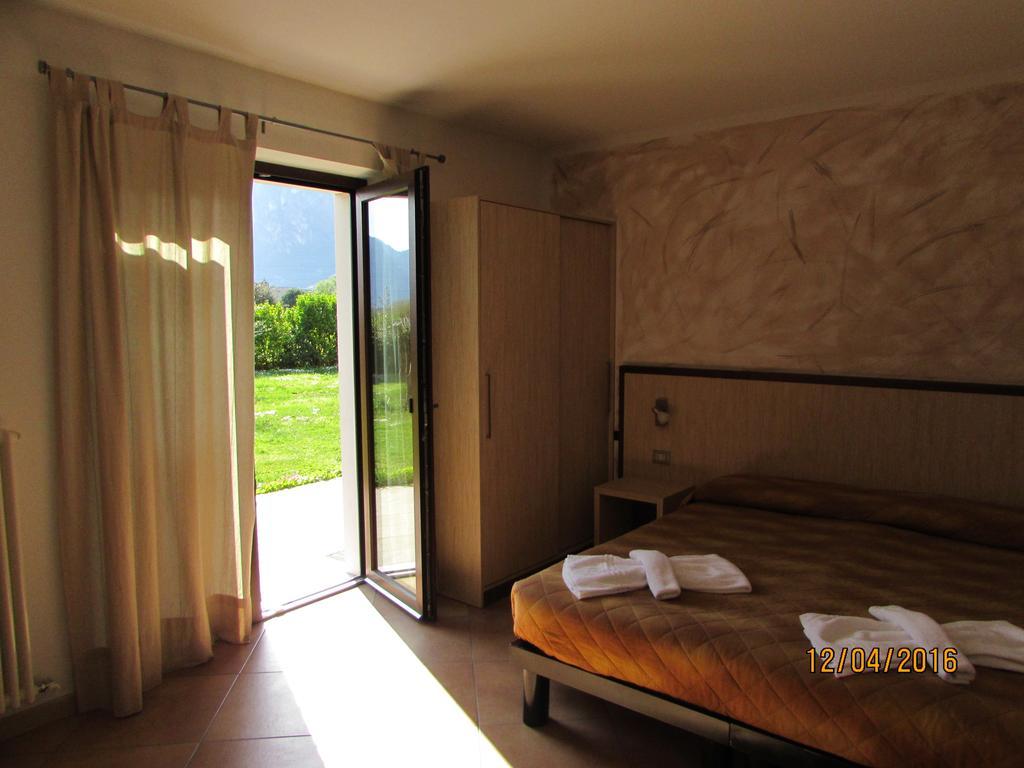 Agritur Arcosole B&B Camping Exterior foto