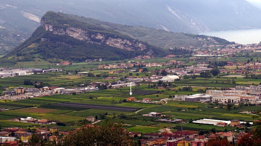 Agritur Arcosole B&B Camping Exterior foto