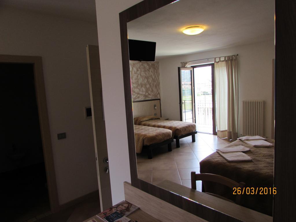 Agritur Arcosole B&B Camping Exterior foto